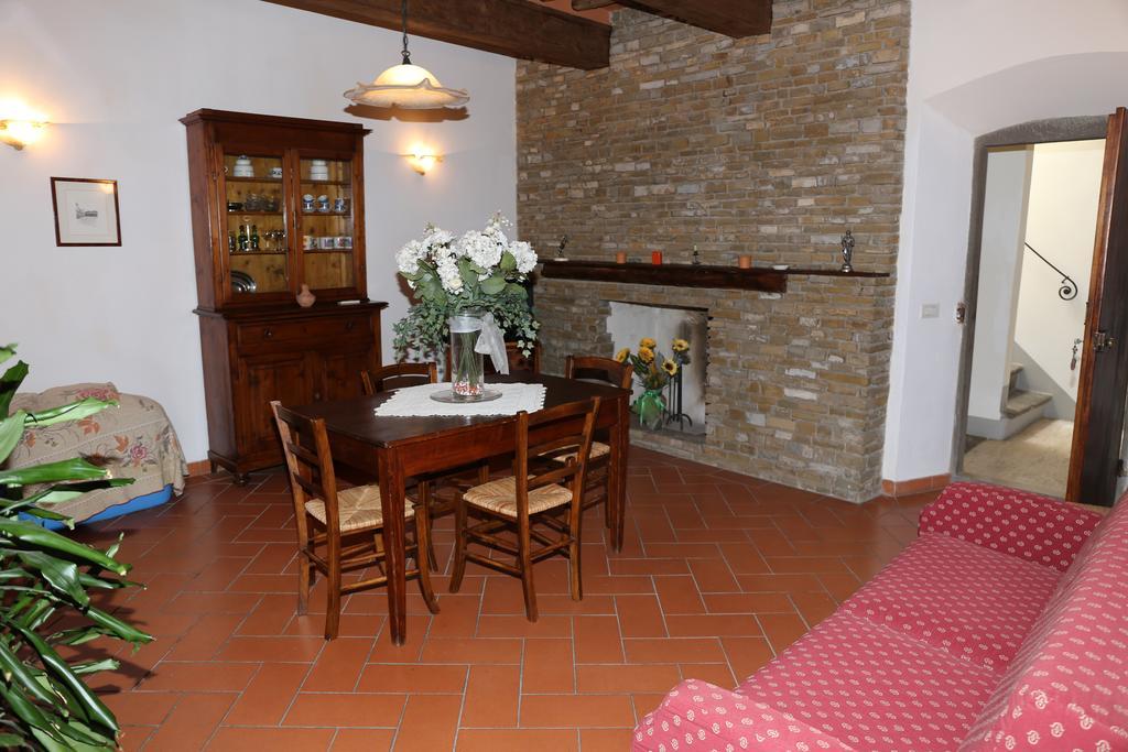 Apartment Piazza Matteotti Greve in Chianti Exterior photo